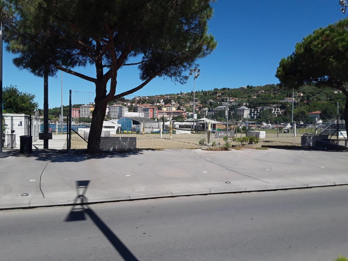 Fontana Apartments Portoroz Luaran gambar
